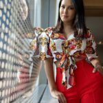 Sunny Leone Instagram – Love this top! 

Shirt by @debusbydebashis pants by @bcbgmaxazria styled by @hitendrakapopara Assisted by @sameerkatariya92 @tanyakalraaa