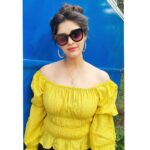 Surabhi Instagram - Hello Yellow💛