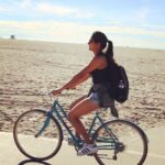Sushma Raj Instagram - #bikelife ✌🏻 Venice Beach Boardwalk