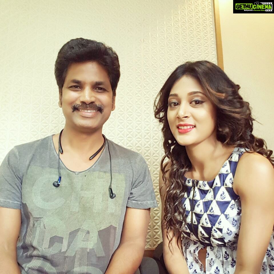 Sushma Raj Instagram - With our talented director #veeruPotla sir 😊