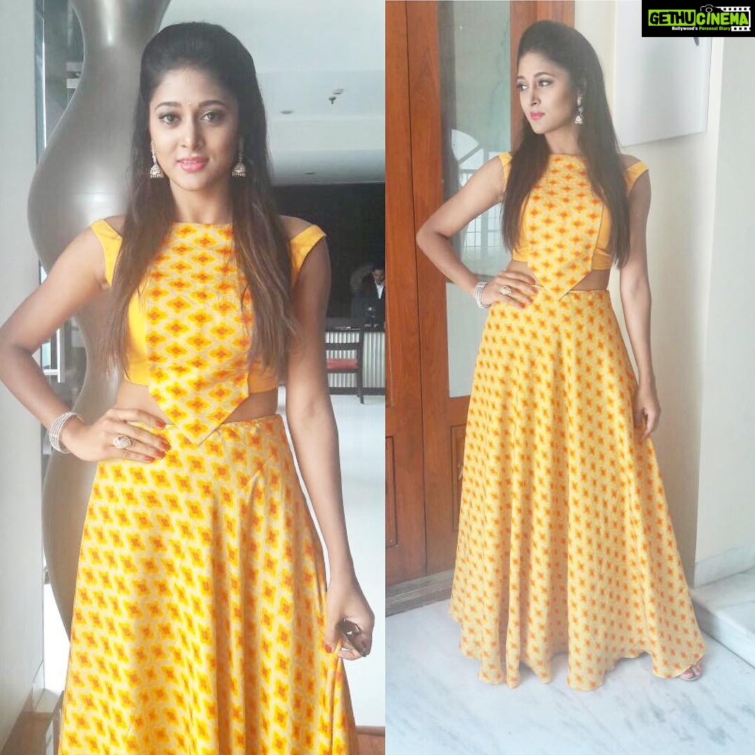 Sushma Raj Instagram - Dress designed by @sandeep.mj . Wore this to gemini tv yesterday. #promotions #eedugoldehe