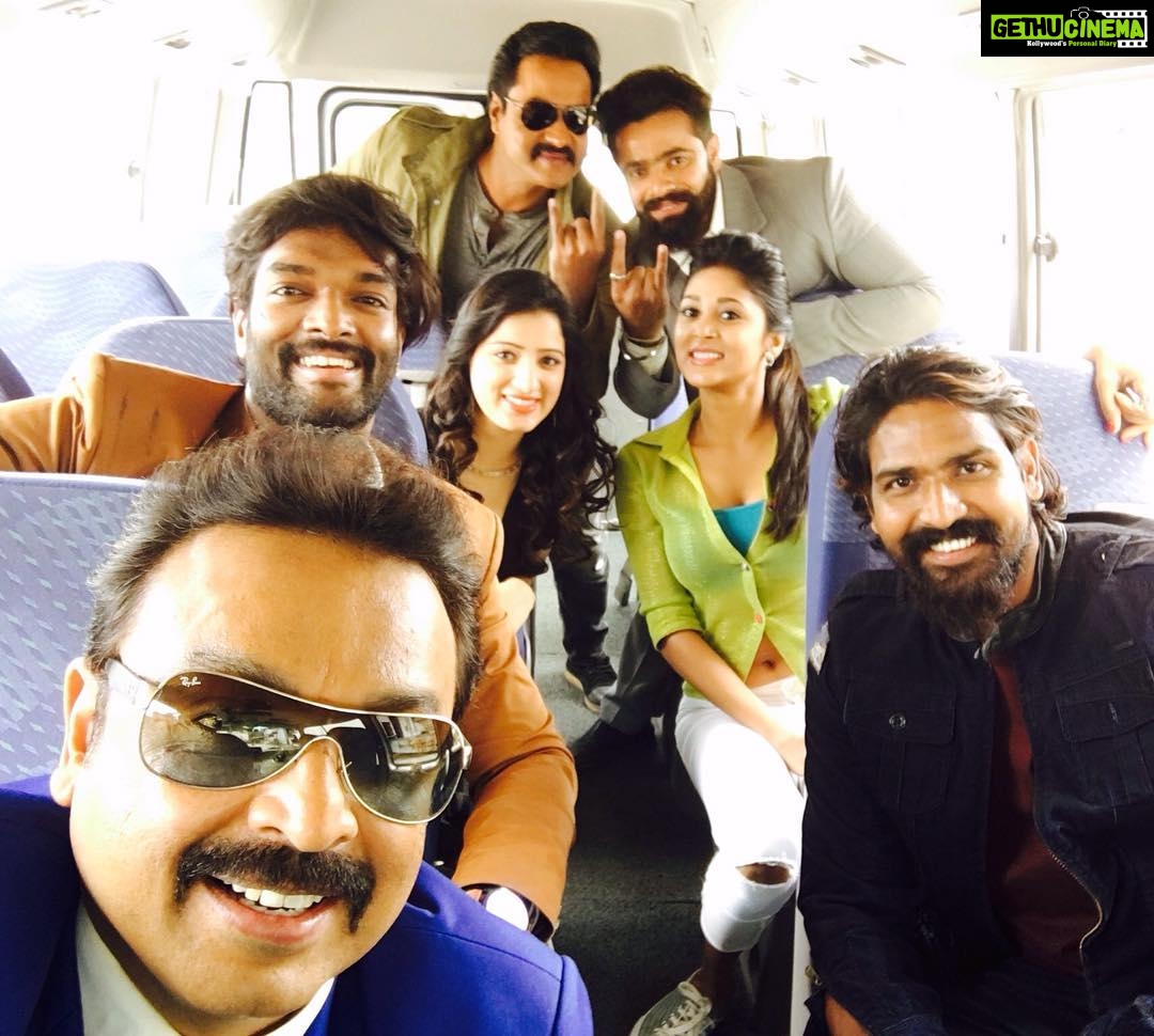Sushma Raj Instagram - #happymorningsSelfie #eedugoldehe 😁#cheeeseee