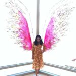 Sushma Raj Instagram – I wish I have wings! 
BTW If you have wings, where would you fly/go? 😁 #tb #dubai Burj Khalifa Tower, Dubai, UAE