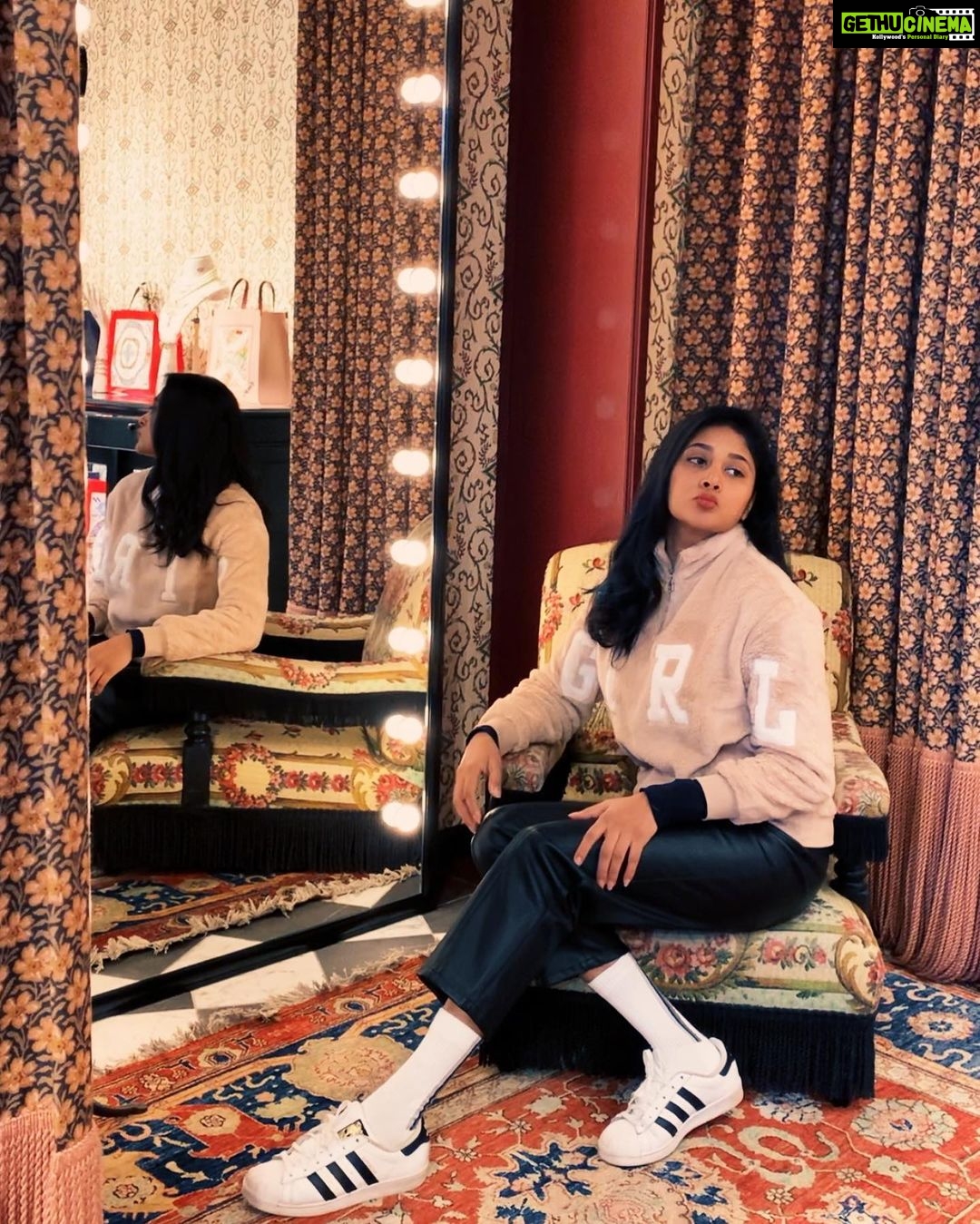 Sushma Raj Instagram - ⭐️⚡️ Florence, Italy