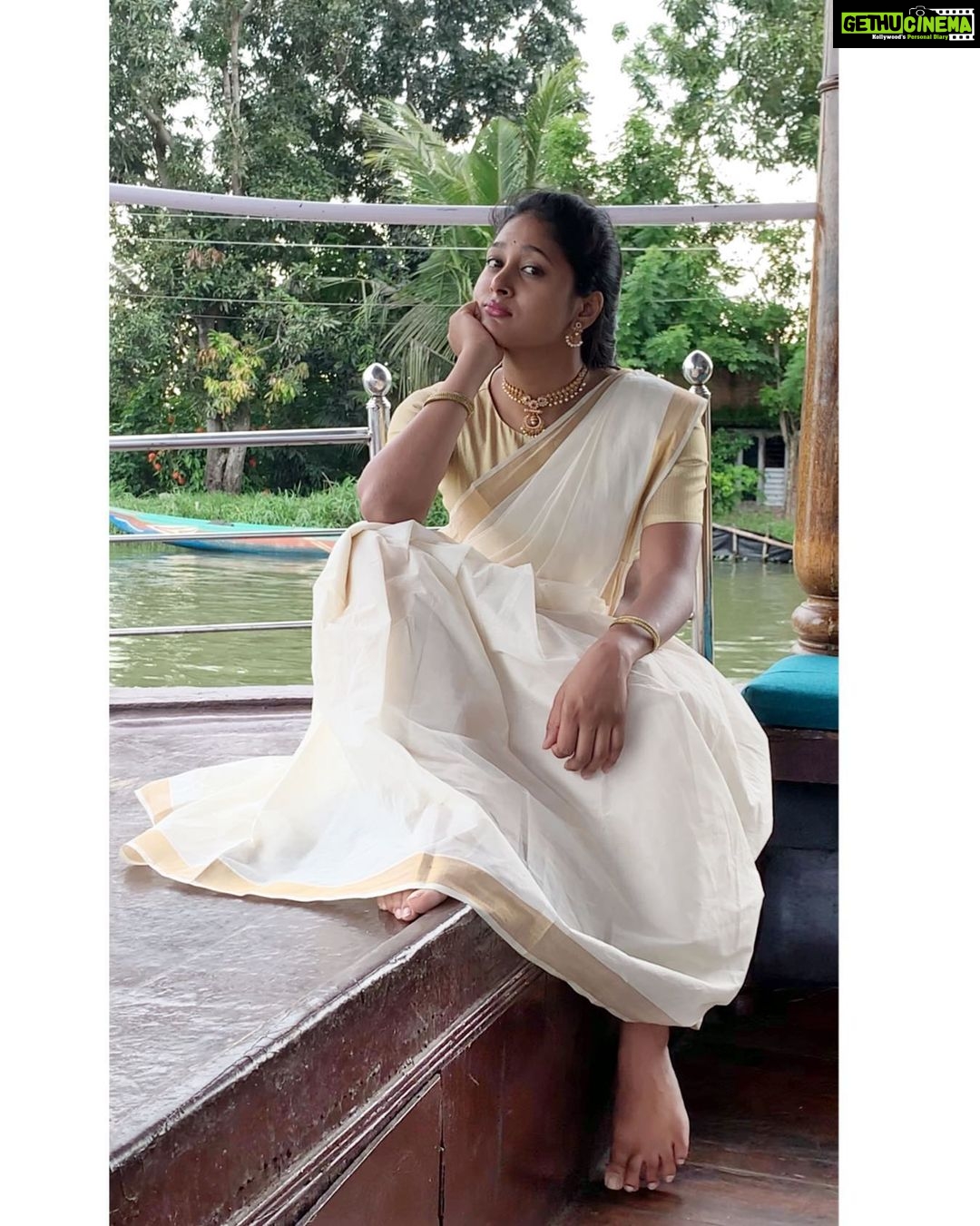 Sushma Raj Instagram - Being me! 😛 #alleppey Alappuzha