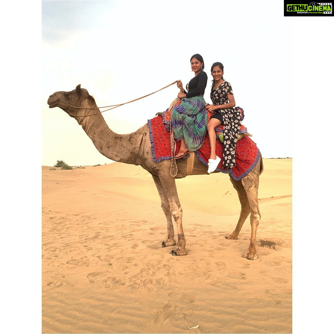 Sushma Raj Instagram - 🐪 #jaisalmer #camelride Thar Desert