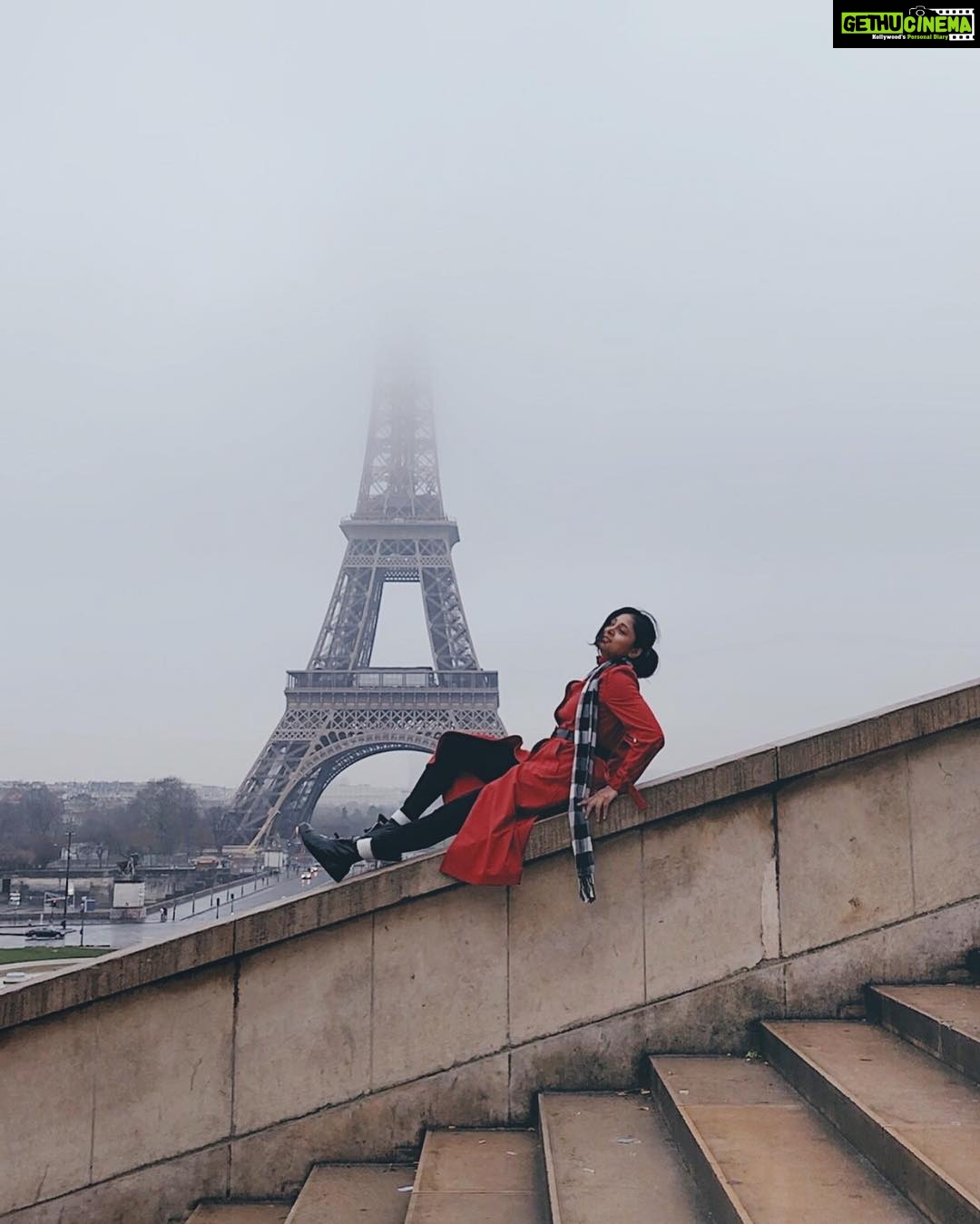 Sushma Raj Instagram - #eiffeltower #foggy #morning #paris #france