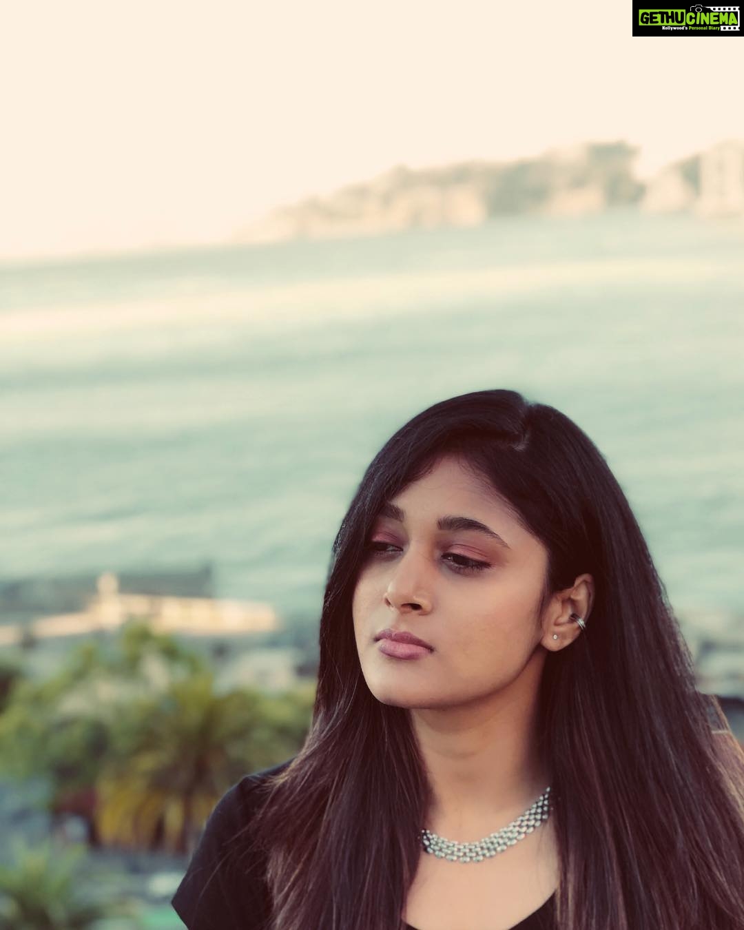 Sushma Raj Instagram - #tb #mylonghairdays 🙈