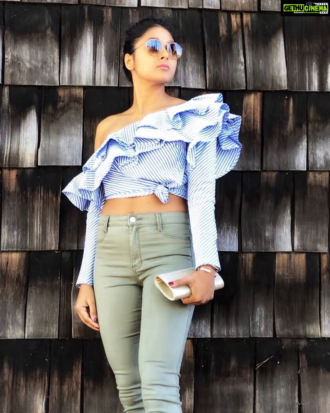 Sushma Raj Instagram - feliz fin de semana!! #happyweekend #weekendvibes 😎