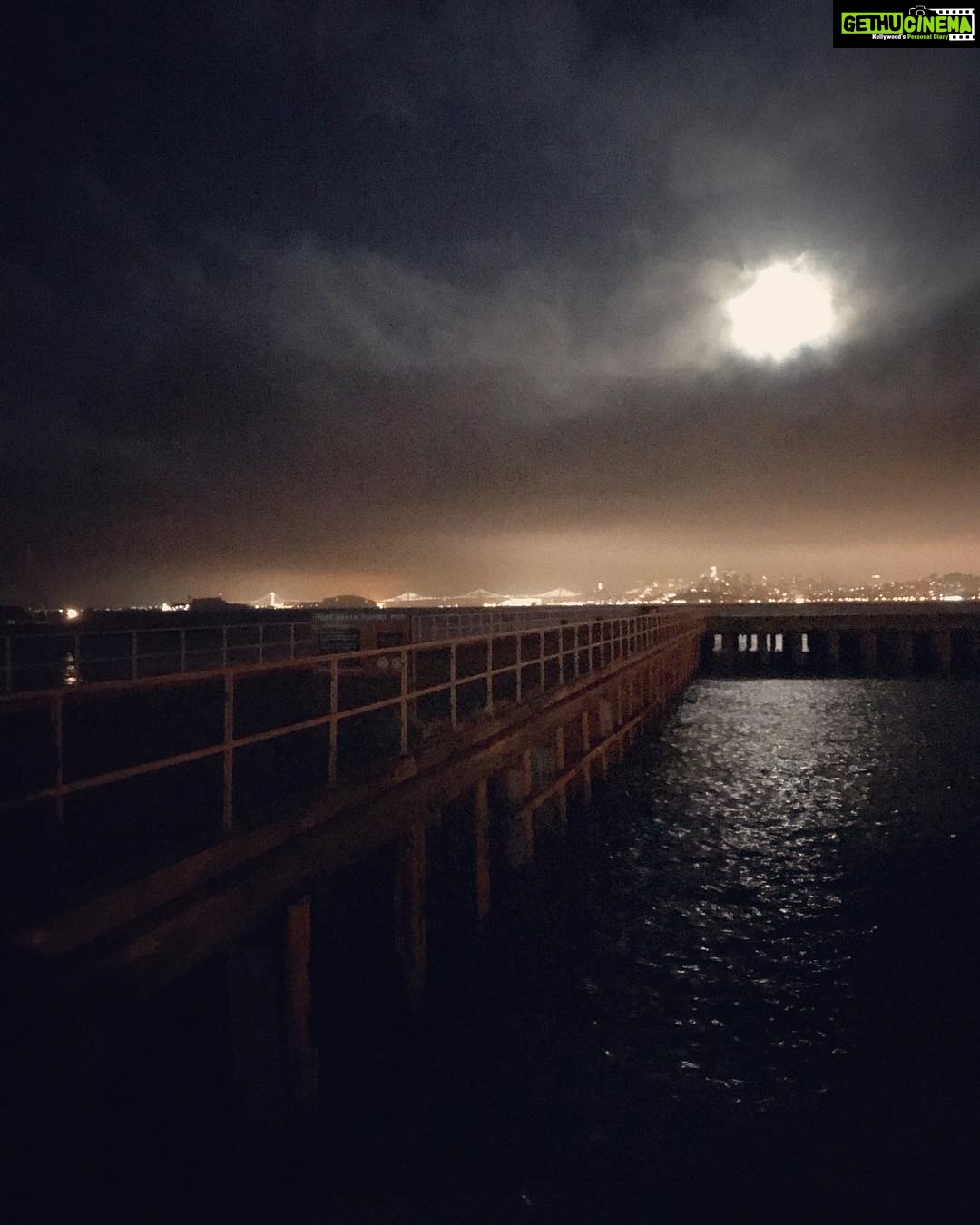 Sushma Raj Instagram - Organic view😍 #moonlight #midnightclick #nofilter