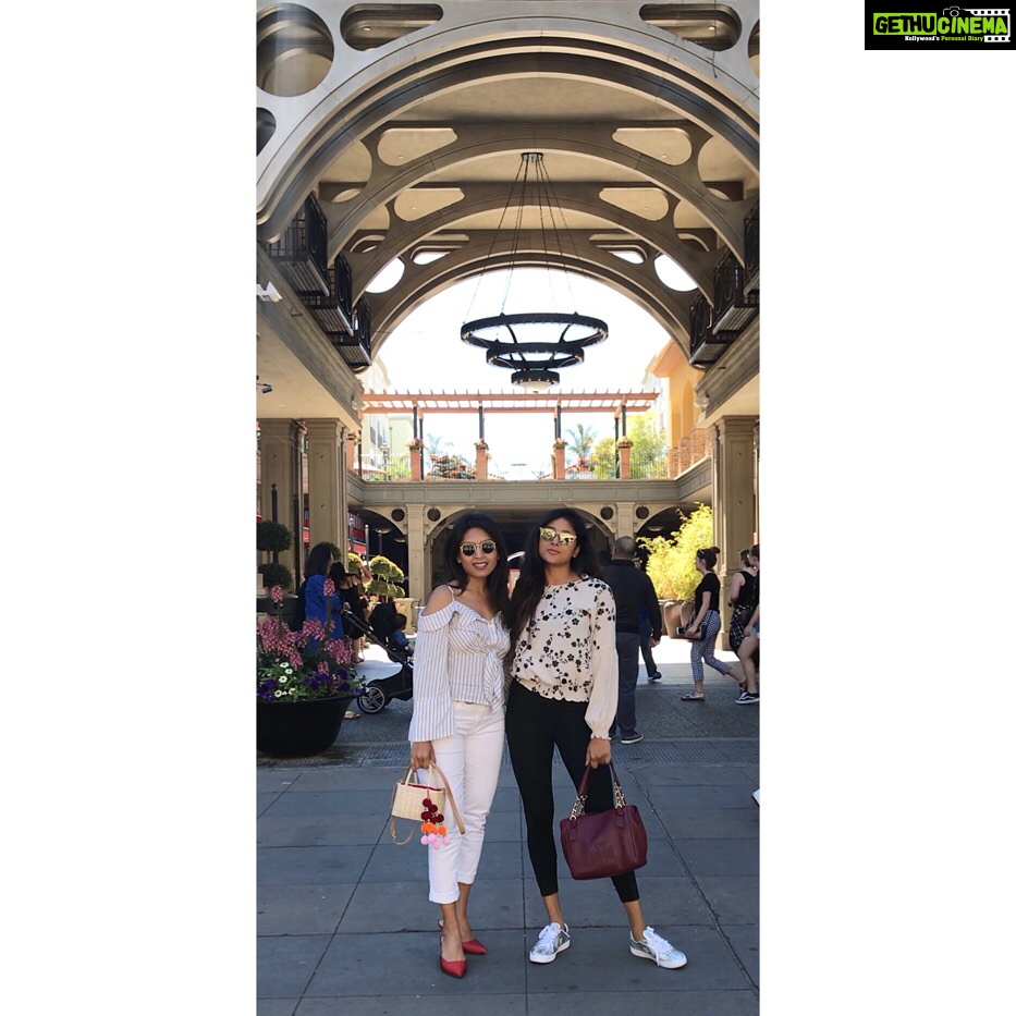 Sushma Raj Instagram - Sunday funday with @whatvruwore. #lunchtime #movietime