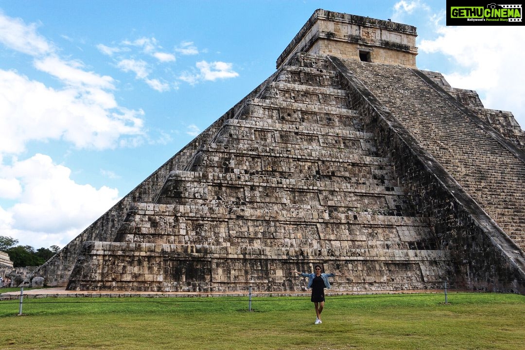 Sushma Raj Instagram - The ancient Mayan temple #chichenitza #mayanruin 🗿 Chichén-Itzá, Yucatan, Mexico