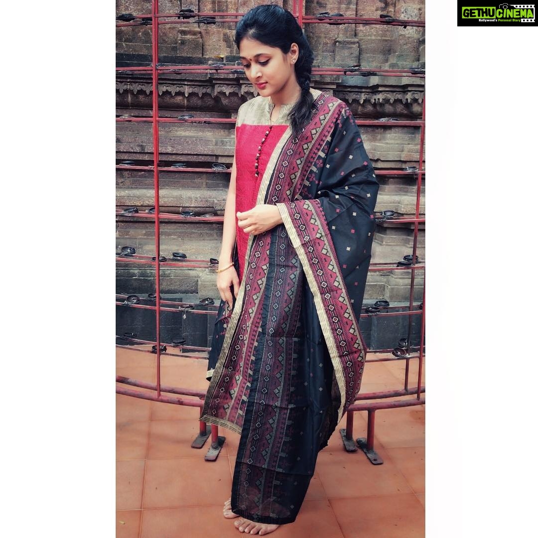 Sushma Raj Instagram - #templevisit #candid #india #cotton Vizag