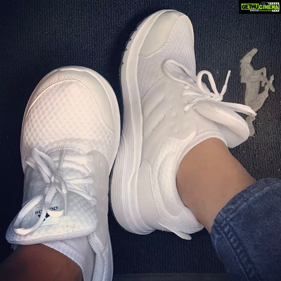 Sushma Raj Instagram - #newkicks #adidas ❤️🏃🏻♀️⛹🏻♀️🏋🏻♀️