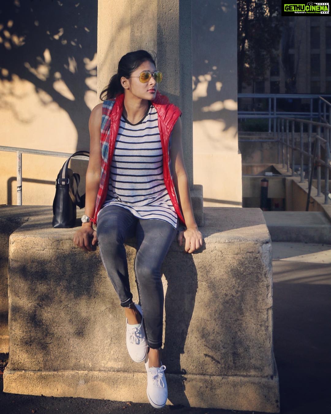 Sushma Raj Instagram - Keep it simple ✌🏻have a good day guys ❤ Stanford University