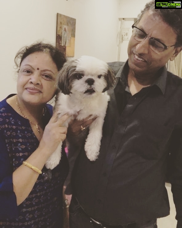Tanushree Dutta Instagram - Happy Birthday Baba! Wish you many many happy returns of your birthday. May lord Shiva bless you with good health, wealth, peace, prosperity and grant you abundant blessings in years to come! Thankyou for all your support & help all through my life. God bless you and hope this lockdown birthday is somewhat amazing if not the usual family hungama.π