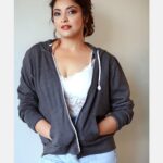 Tanushree Dutta Instagram – Versatile…like a chameleon..getting into the skin of it…yet be detached like a nobody…that’s the actor in me…