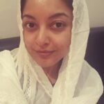 Tanushree Dutta Instagram – Post meditation glow! My true face #grace #nomakeup