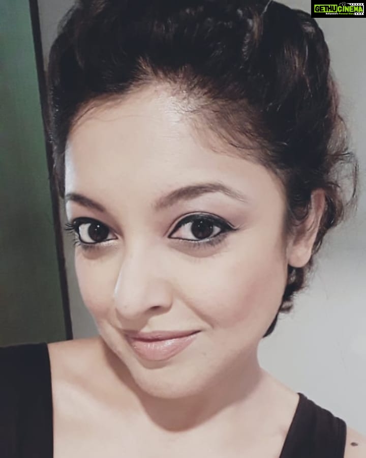 Tanushree Dutta Instagram - Never underestimate someone, never diminish them, never ostracize them and never be mean spirited towards someone for no reason or fault of theirs. Treat people fairly because you never know who they are and what they will turn out to be in times to come. You may be someone big or small in this world but this world is passing soon! A greater reality is dawning and the gatekeepers of that reality dont appreciate arrogance! So If you dont want to be stuck in a limbo...be nice! You never know you might just need the person you projected the most hate upon. Some information can only be given spirit to spirit and where there is arrogance n hate there can be no communication. Ur rescue and redemption depends on ur ability to communicate with those that speak the language of love n light!! "Many will be called but few will hear..fewer still will be able to ascend" "Long is the journey home, be still and know the way" God Bless you my lovers and wellwishers and let's hope in this new year we start making that journey home! Happy New Year 2021- Tanushree Dutta