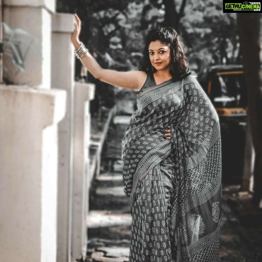Tanushree Dutta Instagram - A shade of grey!