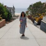 Tanushree Dutta Instagram - Had an awesome unwind day on Sunday at the Manhattan beach neighbourhood of Los Angeles. Beautifull area with lovely sea views and boardwalk and biking lane along the shoreline.Small cafe lined streets with outdoor seating just like in New York.First time in the area and I have already decided I want to buy a cute sea facing home here someday! That's my aspiration and goal.#newaspirations