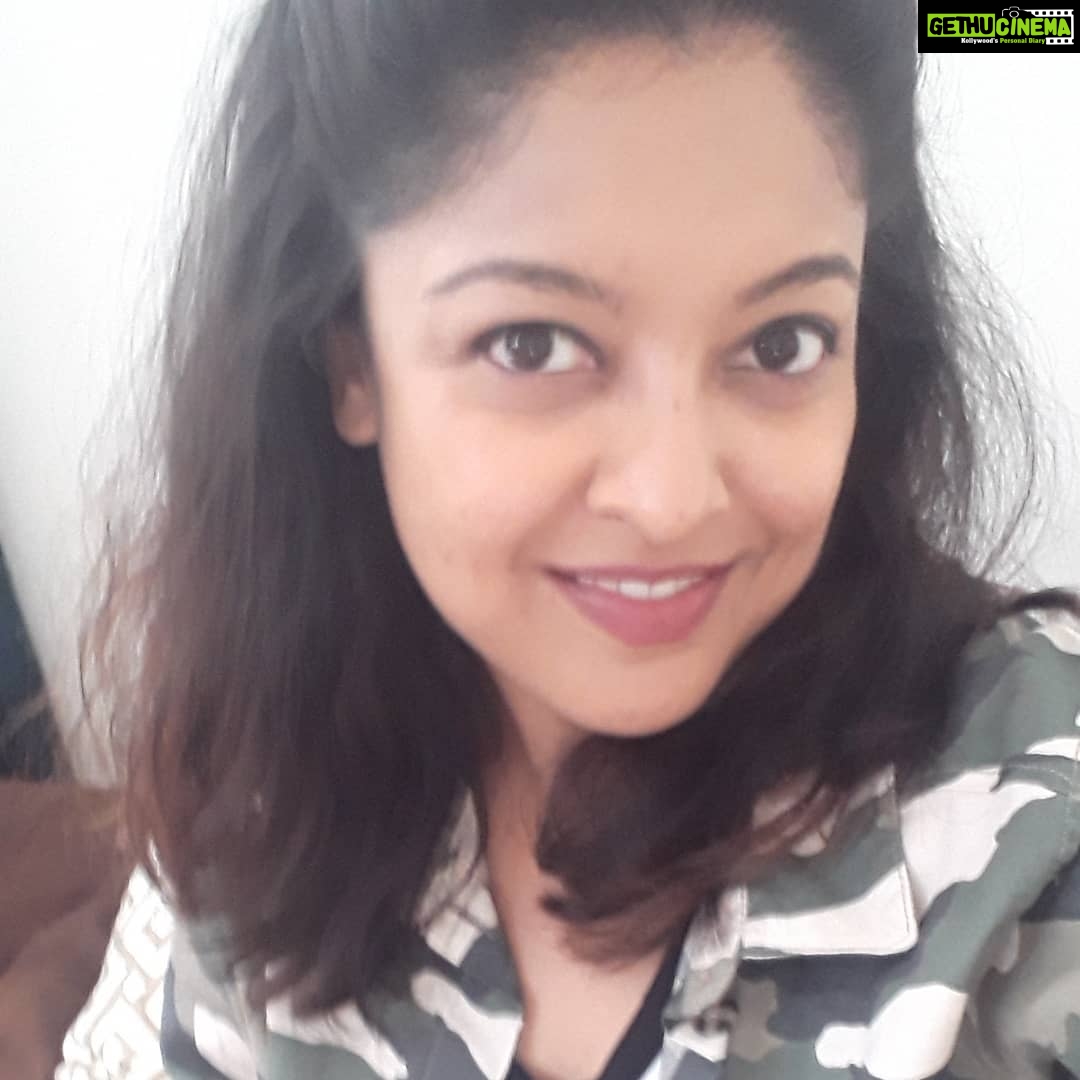 Tanushree Dutta Instagram - Today's moods and musings! The many faces of an evolving artist polished by the sands of time ( sandstorms to be more precise) . Alas the mirages of this desert world did not tire my relentless spirit. For in my spirit is hope, eternal hope and love, a zest & zeal & passion for life that I cannot explain!