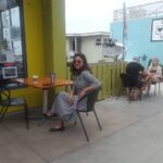Tanushree Dutta Instagram - Had an awesome unwind day on Sunday at the Manhattan beach neighbourhood of Los Angeles. Beautifull area with lovely sea views and boardwalk and biking lane along the shoreline.Small cafe lined streets with outdoor seating just like in New York.First time in the area and I have already decided I want to buy a cute sea facing home here someday! That's my aspiration and goal.#newaspirations