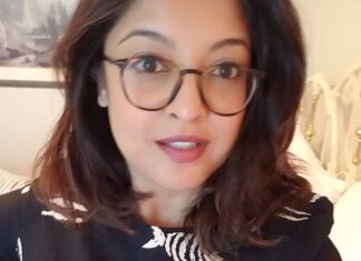 Tanushree Dutta Instagram - Just fooling around with my camera after an interview with a tv channel promoting my workshop in USA and Canada. Lots of people interested in connecting with me spiritually and the response to the workshop has been great!! Thankyou very much!