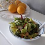 Tanushree Dutta Instagram - That's a really late lunch but I was not much hungry after my heart full live instagram chat with @rudranic. So here is my bowl of healthy and light salad: ( lettuce, kale, shredded carrots, roasted sunflower seeds, avocado and sauteed mushrooms in honey mustard dressing!! Yummy!!😋) Hope you guys enjoyed our chat and will come back with more in days to come!! #stayhealthy #stayhome #staystrong #staysafe #staypositive