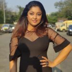 Tanushree Dutta Instagram – Just some random clicks at a local Mumbai hotspot in Versova.