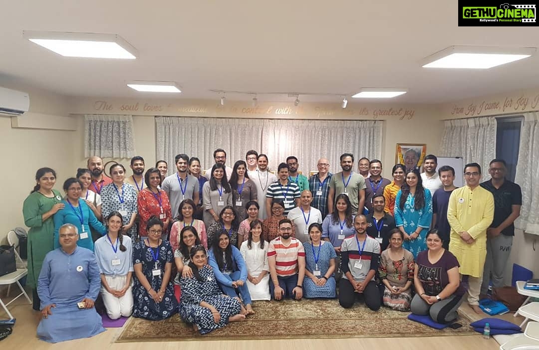 Tanushree Dutta Instagram - This weekend I started learning a new Kriya Yoga meditation by compleeting module 1 of a 4 part series of workshops.Along with learning new things I always add elements to my spiritual process to make it more profound and dynamic.Im also going to make some changes to my diet and fitness routine in the days to come along with practicing this new meditation technique every day.Lets see what new changes life brings.Im really enjoying the space I'm in right now pushing myself to my max possible limit in terms of endurance,fitness and spiritual sadhana.