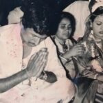 Tanushree Dutta Instagram - Found Mom and Dads old wedding pics!! Happy Mothers day and Fathers day!! Instagram has become my way of storing and documenting family pics..I miss Grandpa and Grandma!!😥I loved them and they loved me soooooo much. My favourite ppl in the whole world but they went away too soon.#era #oldmemories #retro #theeighties #bellbottoms #bangla #mishtidoi