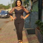 Tanushree Dutta Instagram – Just some random clicks at a local Mumbai hotspot in Versova.