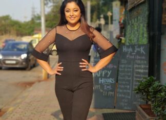 Tanushree Dutta Instagram - Just some random clicks at a local Mumbai hotspot in Versova.