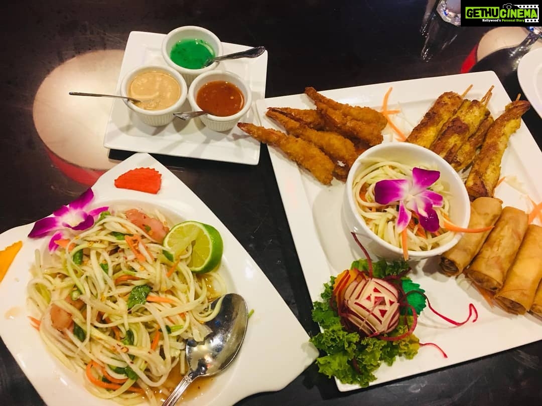 Tanushree Dutta Instagram - Thai food place in Somerset New Jersey!! My friend invited me to sample their menu and we are also planning on conducting some spiritual empowerment workshops in the near future at this location hopefully if all works out well. N THAI PALCE