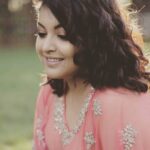 Tanushree Dutta Instagram - Just few of my many moods! #nature Photography by @johnmartinproductions and Hair&makeup by @riddhima_arora67