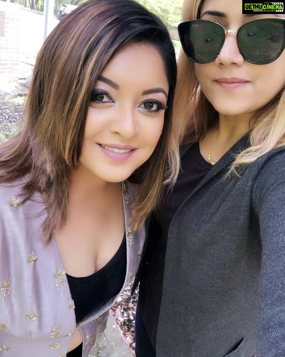 Tanushree Dutta Instagram - New fresh look for summer 2019!! Styling,Hair and makeup by @Nighat Mua and photography by John Martin.Location: Edison NJ #summerglam wardrobe by The Mall at Oak tree Road Edison.