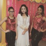 Tanushree Dutta Instagram - Found another event pic from late 2016 in New Jersey!! Special celebrity appearance at a Desi mela with lots of food,clothing stalls and dhamaka entertainment on stage!! #theceleblife