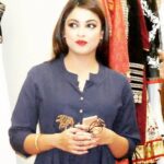 Tanushree Dutta Instagram - Throwback pics from my last few years in the US.This was a designer shop brand promotion in 2017.Looking happy with clothes lol!!🤗