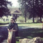Tanushree Dutta Instagram - Stuff I like..Nature and Dhyan!! Maybe this year my personal mission should be to go out in nature cycling or walking and meditating out there instead of indoors as often as I can.#awesome