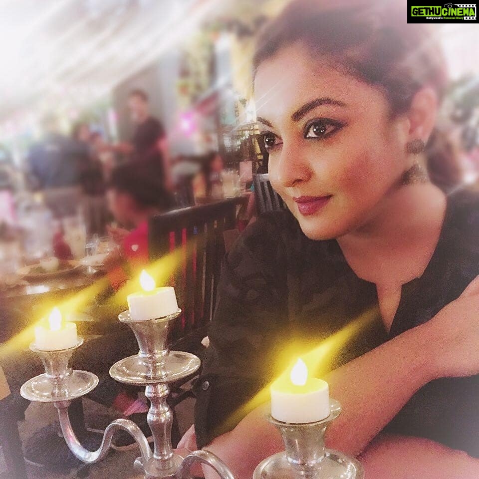 Tanushree Dutta Instagram - Praying that this new year is infinitely more evolutionary,productive, transformative and miraculous than the last year not just for me but those i love and those around me #ineedyougod #toshareeverythingiknow #sharegrace