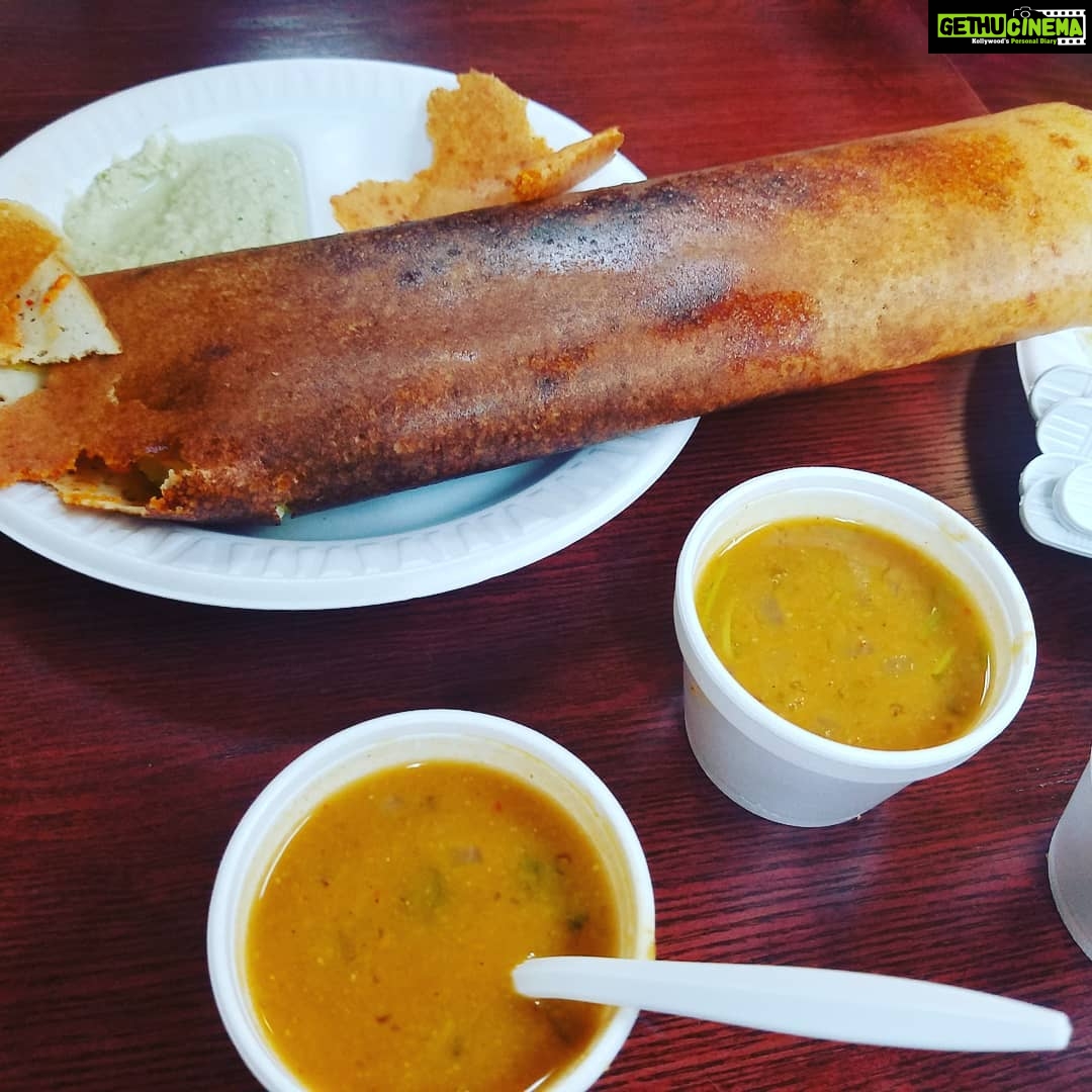 Tanushree Dutta Instagram - Dosa dinner in the suburbs of New Jersey!! I'm a suburban girl now..Amen!!