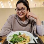 Tanushree Dutta Instagram - Ramen noodles dinner with my roomies@Jersey city to celebrate me getting my US Greencard finally after a long wait!! Im officially a permanent resident of United States of America #veggieramen #instacool #lent #healthyfood #awesome #nomakeuplook #casualdining #usa #praisegod #hallelujah