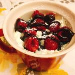 Tanushree Dutta Instagram - Homemade dessert!! Chocolate spongecake topped with whipped cream and berries!! Learning how to bake..#kitchendiaries #yummy #newskills