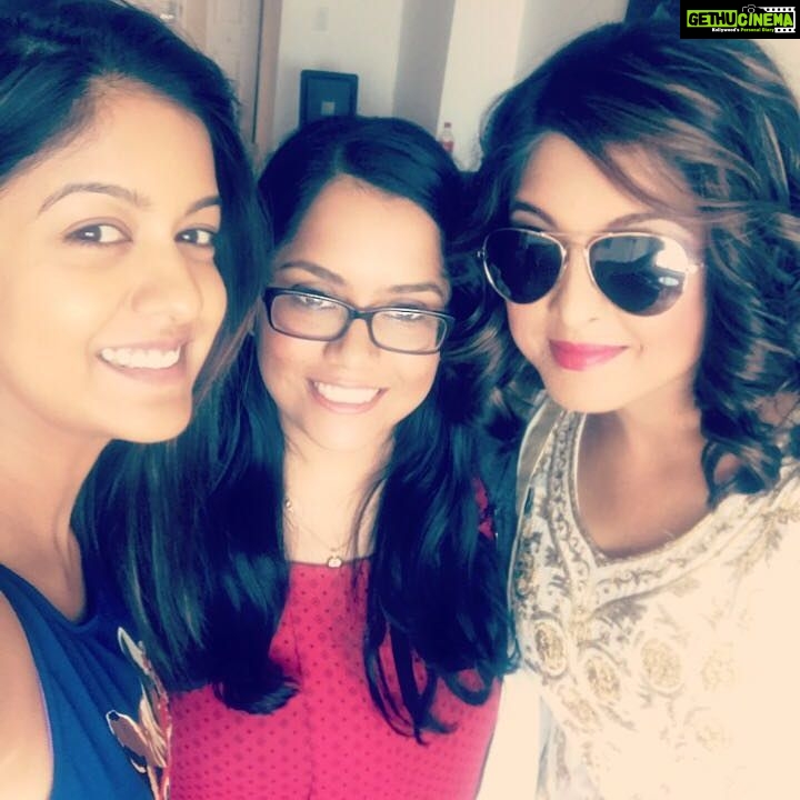 Tanushree Dutta Instagram - Going for an afternoon event in New Jersey.An annual desi community fair with lots of foodstands,games,clothes and ethnic jwellery stands in a huge ground.Ishitas birthday coming in but have to work,my cousin Ruby from Canada has come to visit and will join us for dinner at Cheesecake factory near my place later in the evening once I'm back!!