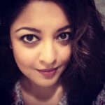 Tanushree Dutta Instagram - Just a regular day in my apartment on 60th street in Manhattan.Very cold winter eve so staying home and staying warm.Will go for my swim class tomorrow..