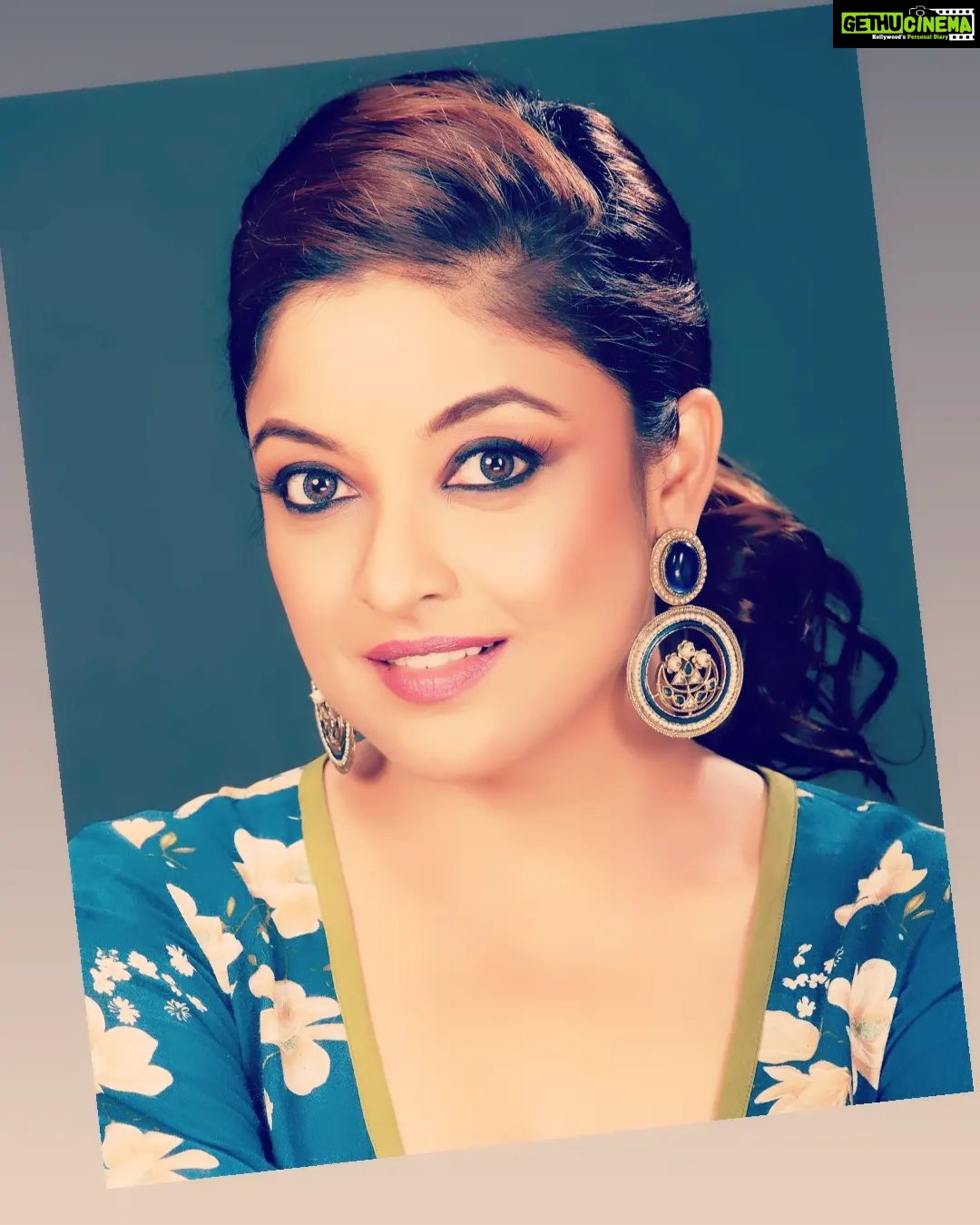 Tanushree Dutta Instagram - Connected...#serendipity
