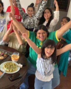 Udita Goswami Instagram - So today was my best friend Shital’s birthday. I hardly step out and meet even my close ones. But when I do or rather when we close friends do, we make sure we all test for covid before we meet. For the safety of my family and theirs. And with the rising cases in Maharashtra now it is my humble request to everyone, please please be responsible. For the sake of everyone. 🙏