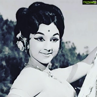 Vanitha Vijayakumar Instagram - 7 years ago I lost you today...but u never left me ...u r my guiding force and my guardian angel..you will keep living in my heart forever..love you ma