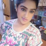 Vanitha Vijayakumar Instagram - And however busy or a hectic day... whatever time it ends and am finally back home...can't call it a night without cooking a home cooked meal...#cooking #foodtherapy #cookingtherapy #myloveforcooking